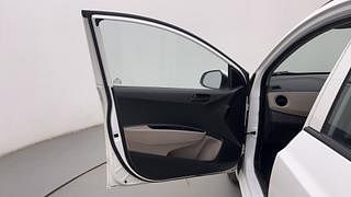 Used 2019 Hyundai Grand i10 [2017-2020] Magna AT 1.2 Kappa VTVT Petrol Automatic interior LEFT FRONT DOOR OPEN VIEW