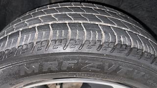 Used 2020 Tata Altroz XZ 1.2 Petrol Manual tyres RIGHT REAR TYRE TREAD VIEW