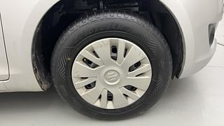 Used 2011 Maruti Suzuki Swift [2011-2017] VXi Petrol Manual tyres RIGHT FRONT TYRE RIM VIEW
