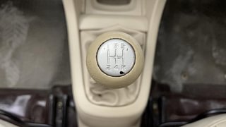 Used 2016 Maruti Suzuki Ertiga [2015-2018] VXI Petrol Manual interior GEAR  KNOB VIEW