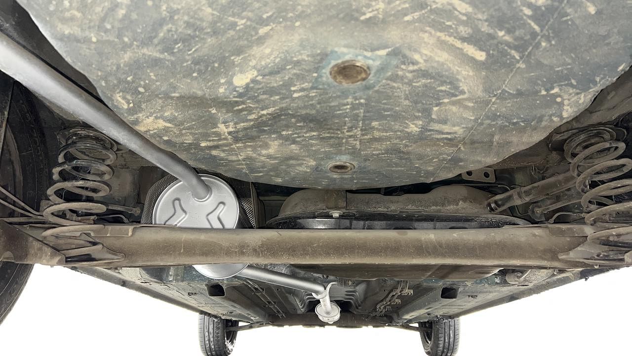 Used 2020 Renault Kwid CLIMBER 1.0 AMT Opt Petrol Automatic extra REAR UNDERBODY VIEW (TAKEN FROM REAR)