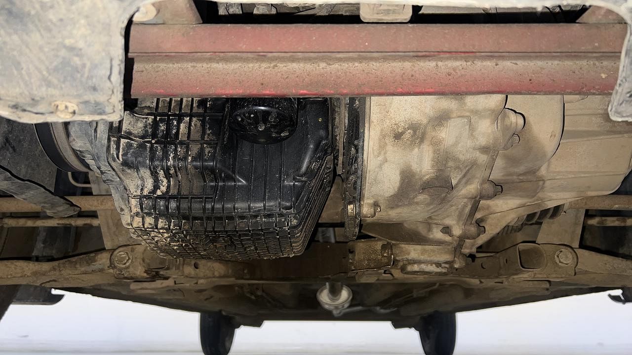 Used 2019 Renault Kwid [2015-2019] 1.0 RXT AMT Opt Petrol Automatic extra FRONT LEFT UNDERBODY VIEW