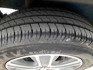 Used 2021 Maruti Suzuki S-Presso VXI+ Petrol Manual tyres RIGHT REAR TYRE TREAD VIEW