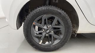 Used 2022 Hyundai Grand i10 Nios Sportz 1.2 Kappa VTVT CNG Petrol+cng Manual tyres RIGHT REAR TYRE RIM VIEW