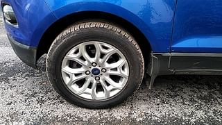 Used 2015 Ford EcoSport [2013-2015] Titanium 1.5L TDCi Diesel Manual tyres LEFT FRONT TYRE RIM VIEW