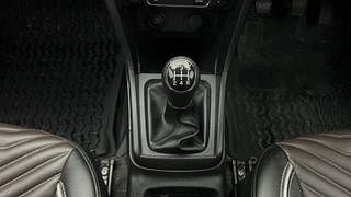 Used 2022 Toyota Urban Cruiser Premium Grade MT Petrol Manual interior GEAR  KNOB VIEW