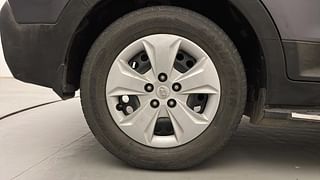 Used 2019 Hyundai Creta [2018-2020] 1.6 EX VTVT Petrol Manual tyres RIGHT REAR TYRE RIM VIEW