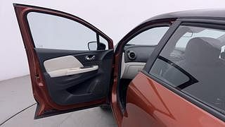 Used 2018 Renault Captur [2017-2020] Platine Diesel Dual tone Diesel Manual interior LEFT FRONT DOOR OPEN VIEW