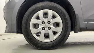 Used 2017 Hyundai Elite i20 [2017-2018] Magna Executive 1.2 Petrol Manual tyres LEFT FRONT TYRE RIM VIEW