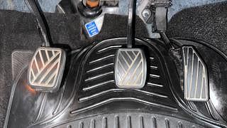 Used 2017 Maruti Suzuki Baleno [2015-2019] Zeta Petrol Petrol Manual interior PEDALS VIEW