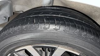 Used 2017 Honda City [2017-2020] VX CVT Petrol Automatic tyres RIGHT REAR TYRE TREAD VIEW