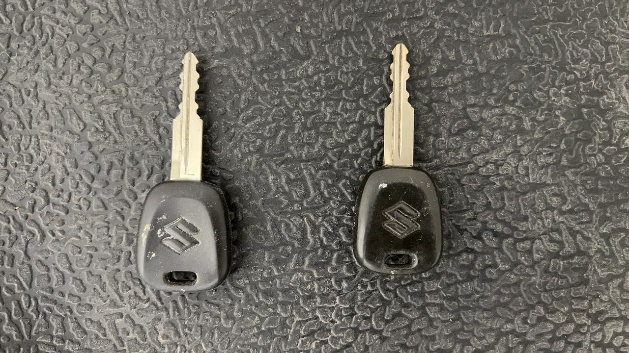 Used 2022 Maruti Suzuki Alto 800 Lxi (O) Petrol Manual extra CAR KEY VIEW