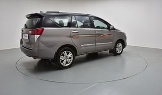 Used 2016 Toyota Innova Crysta [2016-2020] 2.8 ZX AT 7 STR Diesel Automatic exterior RIGHT REAR CORNER VIEW