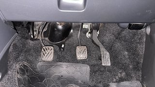 Used 2011 Maruti Suzuki Swift [2007-2011] VDi Diesel Manual interior PEDALS VIEW