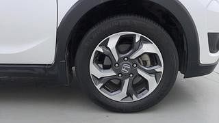 Used 2017 Honda BR-V [2016-2020] V MT Petrol Petrol Manual tyres RIGHT FRONT TYRE RIM VIEW