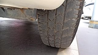 Used 2014 Maruti Suzuki Swift Dzire [2012-2017] LDI Diesel Manual tyres LEFT FRONT TYRE TREAD VIEW