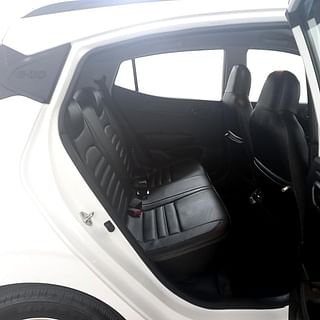 Used 2022 Hyundai Grand i10 Nios Sportz 1.0 Turbo GDI Petrol Manual interior RIGHT SIDE REAR DOOR CABIN VIEW