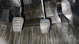 Used 2020 Tata Altroz XZ (O) 1.2 Petrol Manual interior PEDALS VIEW