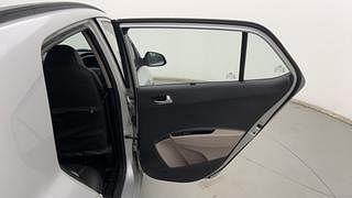 Used 2016 Hyundai Grand i10 [2013-2017] Asta 1.1 CRDi (O) Diesel Manual interior RIGHT REAR DOOR OPEN VIEW