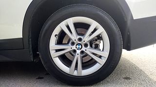 Used 2016 BMW X1 [2016-2020] sDrive20d Expedition Diesel Automatic tyres LEFT REAR TYRE RIM VIEW