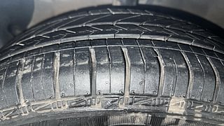 Used 2014 Hyundai Grand i10 [2013-2017] Asta 1.2 Kappa VTVT (O) Petrol Manual tyres LEFT FRONT TYRE TREAD VIEW