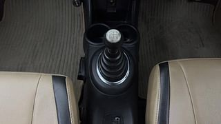 Used 2015 Honda Brio [2011-2016] S MT Petrol Manual interior GEAR  KNOB VIEW