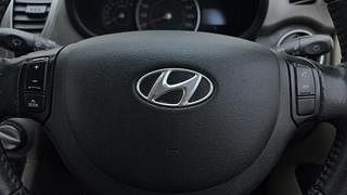 Used 2012 Hyundai i10 [2010-2016] Asta (O) AT Petrol Petrol Automatic top_features Steering mounted controls