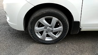 Used 2015 Maruti Suzuki Celerio [2014-2021] ZXi Petrol Manual tyres LEFT FRONT TYRE RIM VIEW