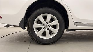 Used 2014 Toyota Corolla Altis [2014-2017] G Petrol Petrol Manual tyres RIGHT REAR TYRE RIM VIEW