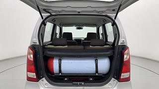 Used 2015 Maruti Suzuki Wagon R 1.0 [2013-2019] LXi CNG Petrol+cng Manual interior DICKY INSIDE VIEW