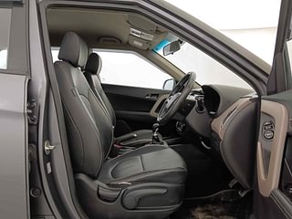 Used 2017 Hyundai Creta [2015-2018] 1.6 SX (O) Diesel Manual interior RIGHT SIDE FRONT DOOR CABIN VIEW