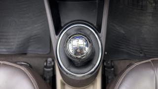 Used 2011 Hyundai i20 [2008-2012] Asta 1.2 ABS Petrol Manual interior GEAR  KNOB VIEW