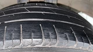 Used 2018 Honda Amaze [2018-2021] 1.2 V i-VTEC Petrol Manual tyres LEFT REAR TYRE TREAD VIEW