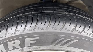 Used 2022 Maruti Suzuki XL6 Alpha MT Petrol Petrol Manual tyres RIGHT FRONT TYRE TREAD VIEW