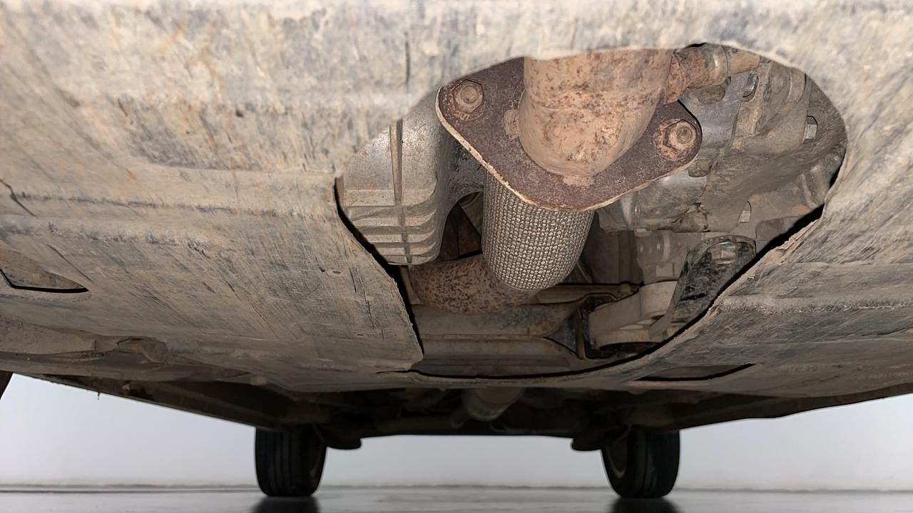 Used 2020 Mahindra XUV 300 W8 Diesel Diesel Manual extra FRONT LEFT UNDERBODY VIEW