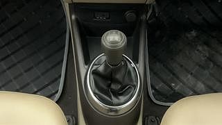 Used 2011 Hyundai i20 [2008-2012] Magna 1.2 Petrol Manual interior GEAR  KNOB VIEW