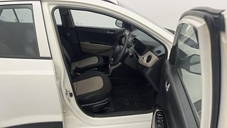 Used 2014 Hyundai Grand i10 [2013-2017] Asta 1.2 Kappa VTVT (O) Petrol Manual interior RIGHT SIDE FRONT DOOR CABIN VIEW