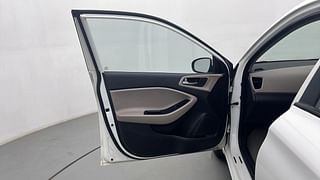 Used 2015 Hyundai Elite i20 [2014-2018] Sportz 1.2 Petrol Manual interior LEFT FRONT DOOR OPEN VIEW