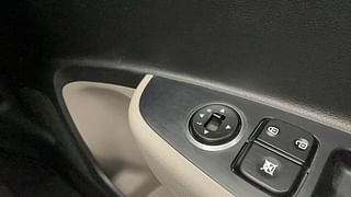 Used 2014 Hyundai Grand i10 [2013-2017] Magna 1.2 Kappa VTVT Petrol Manual top_features Adjustable ORVM