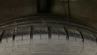 Used 2021 Hyundai Grand i10 Nios Sportz 1.2 Kappa VTVT Petrol Manual tyres RIGHT REAR TYRE TREAD VIEW