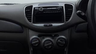 Used 2012 Hyundai i10 [2010-2016] Magna 1.2 Petrol Petrol Manual interior MUSIC SYSTEM & AC CONTROL VIEW