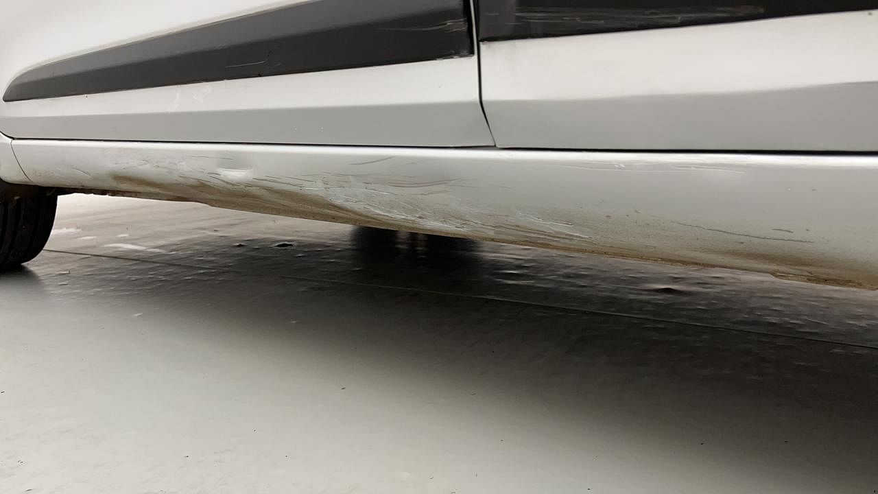 Used 2016 Hyundai Elite i20 [2014-2018] Asta 1.2 (O) Petrol Manual dents MINOR DENT