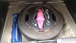 Used 2018 Maruti Suzuki Vitara Brezza [2016-2020] VDi Diesel Manual tyres SPARE TYRE VIEW