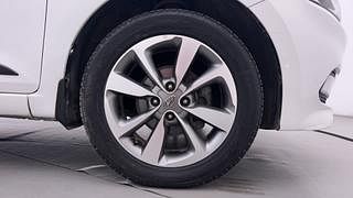 Used 2015 Hyundai Elite i20 [2014-2018] Sportz 1.4 (O) CRDI Diesel Manual tyres RIGHT FRONT TYRE RIM VIEW