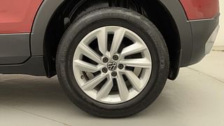 Used 2022 Volkswagen Taigun Highline 1.0 TSI MT Petrol Manual tyres LEFT REAR TYRE RIM VIEW