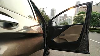 Used 2015 Honda City [2014-2017] VX Petrol Manual interior RIGHT FRONT DOOR OPEN VIEW
