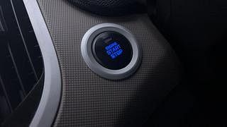 Used 2015 Hyundai Creta [2015-2018] 1.6 SX (O) Diesel Manual top_features Keyless start