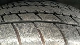 Used 2014 Maruti Suzuki Celerio [2014-2021] VXi AMT Petrol Automatic tyres RIGHT FRONT TYRE TREAD VIEW