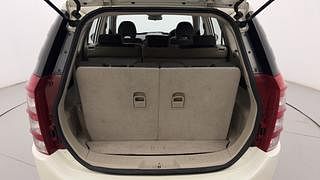 Used 2015 Mahindra XUV500 [2015-2018] W4 Diesel Manual interior DICKY INSIDE VIEW