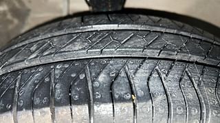 Used 2017 Maruti Suzuki Alto K10 [2014-2019] VXi Petrol Manual tyres RIGHT FRONT TYRE TREAD VIEW